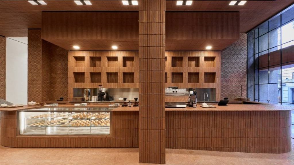 Zara Vidkryla Pershe Vlasne Kafe U Czentri Madryda Foto