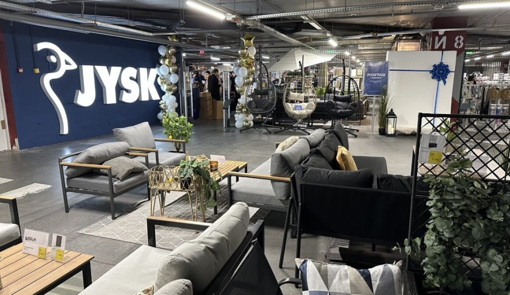 9834a90b E5054283d47a739632523228d19e4eaa